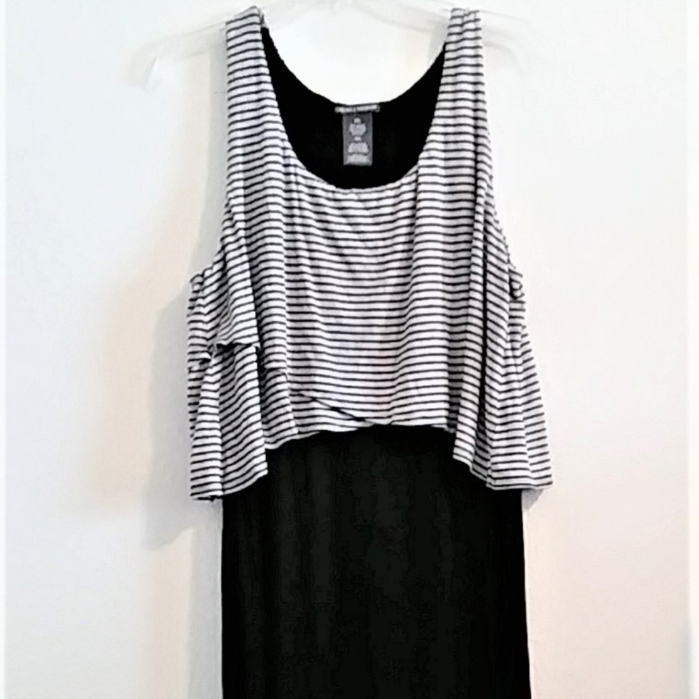 Chelsea & Theodore maxi dress - Picture 1 of 4